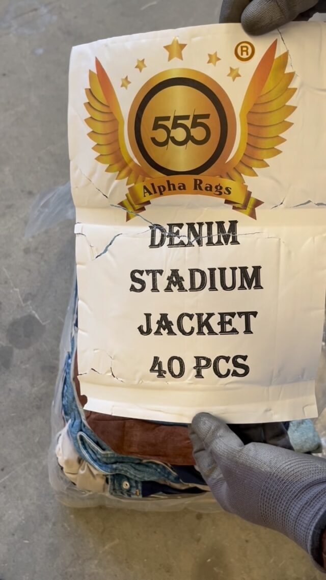DENIM STADIUM JACKETS AVAILABLE NOW!

Looking to order?
📞 +34 688 760 335
🌐 alpharags555.com
📩 Send us a DM for any inquiries 
🚛 Fast EU shipping

We can offer vintage for any type of business, resellers, stores or wholesalers. 

-

#vintagewholesale #vintageclothing #vintagewholesalespain #vintagewholesaleeurope
