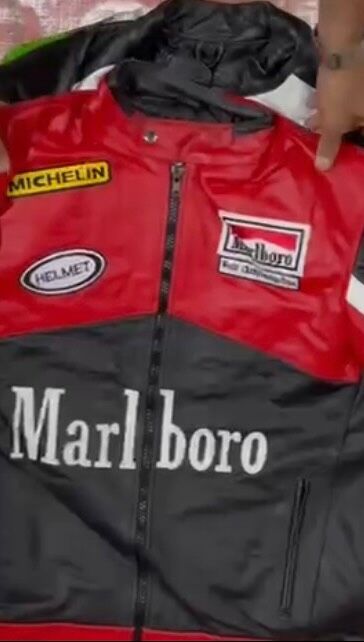 SUPREME LEATHER MOTORBIKE JACKETS!
We will be receiving these in our next container. Very rare jackets and staple pieces for every store

#vintagewholesale #vintagewholesaleeu #vintagesupplier #vintageclothing #vintageclothes