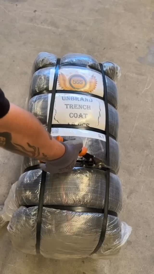 UNBRANDED TRENCH COAT BALES AVAILABLE!

Looking to order?
📞 +34 688 760 335
🌐 alpharags555.com
📩 Send us a DM for any inquiries 
🚛 Fast EU shipping

We can offer vintage for any type of business, resellers, stores or wholesalers. 

-

#vintagewholesale #vintageclothing #vintagewholesalespain #vintagewholesaleeurope